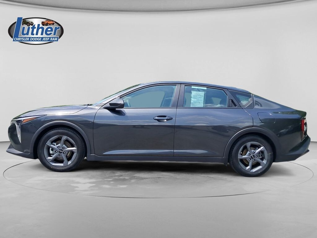 Used 2025 Kia K4