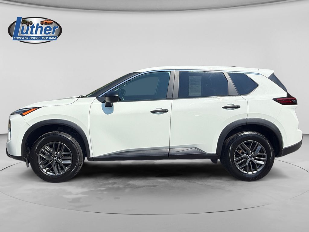 Used 2024 Nissan Rogue S with VIN 5N1BT3AA5RC680008 for sale in Northern Cambria, PA