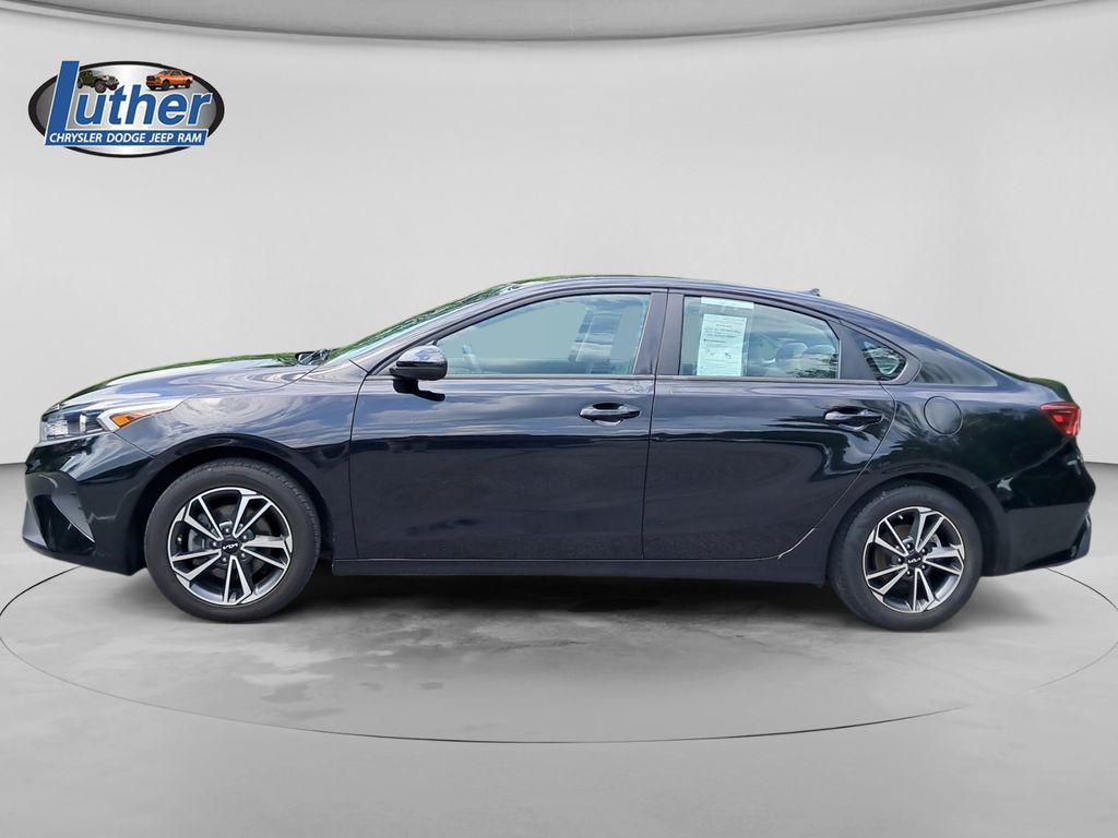 Used 2022 Kia FORTE LXS with VIN 3KPF24AD8NE448918 for sale in Northern Cambria, PA