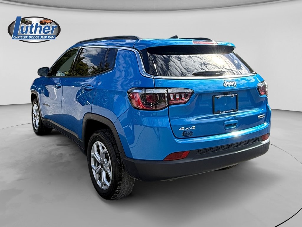 Used 2025 Jeep Compass Latitude SUV