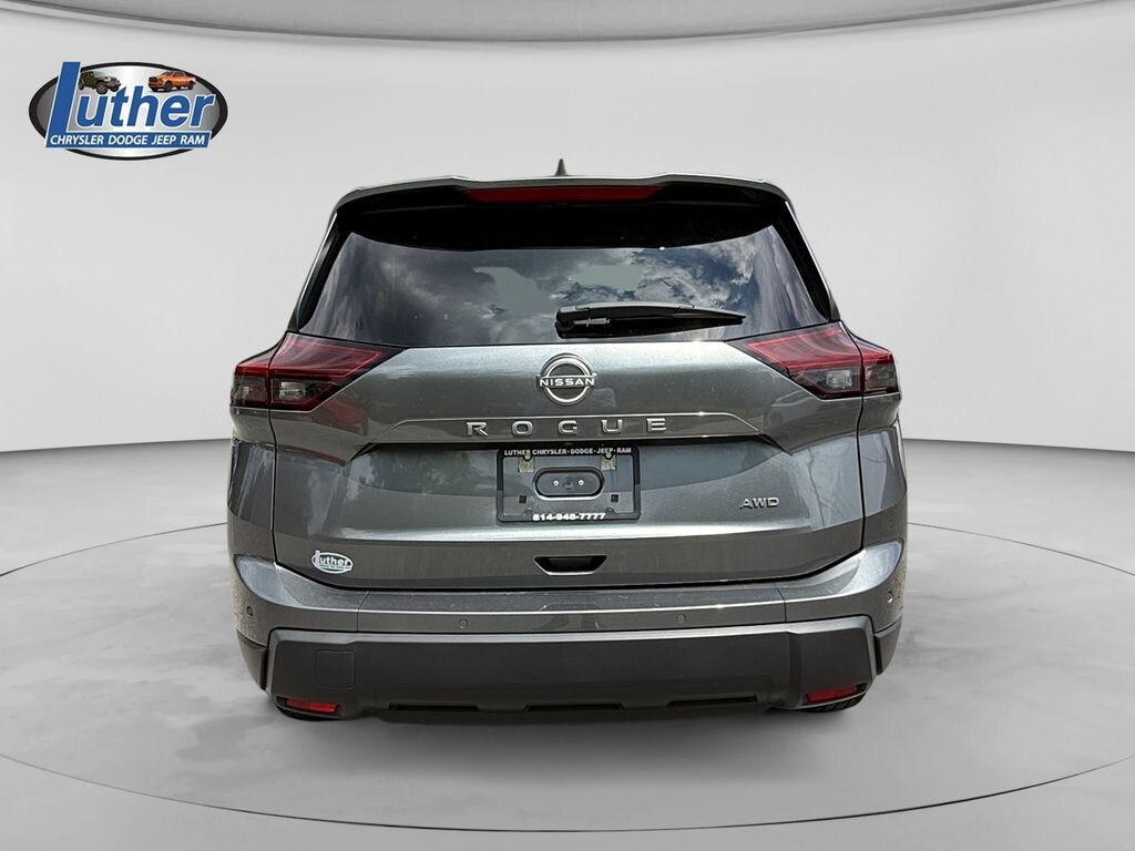 Used 2025 Nissan Rogue
