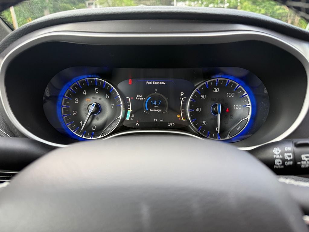 2026 Chrysler Pacifica Select - Photo 16