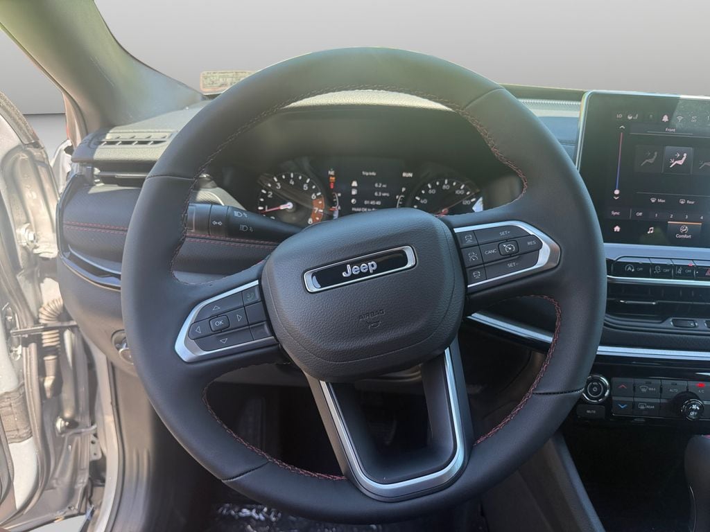 2026 Jeep Compass Trailhawk - Photo 11