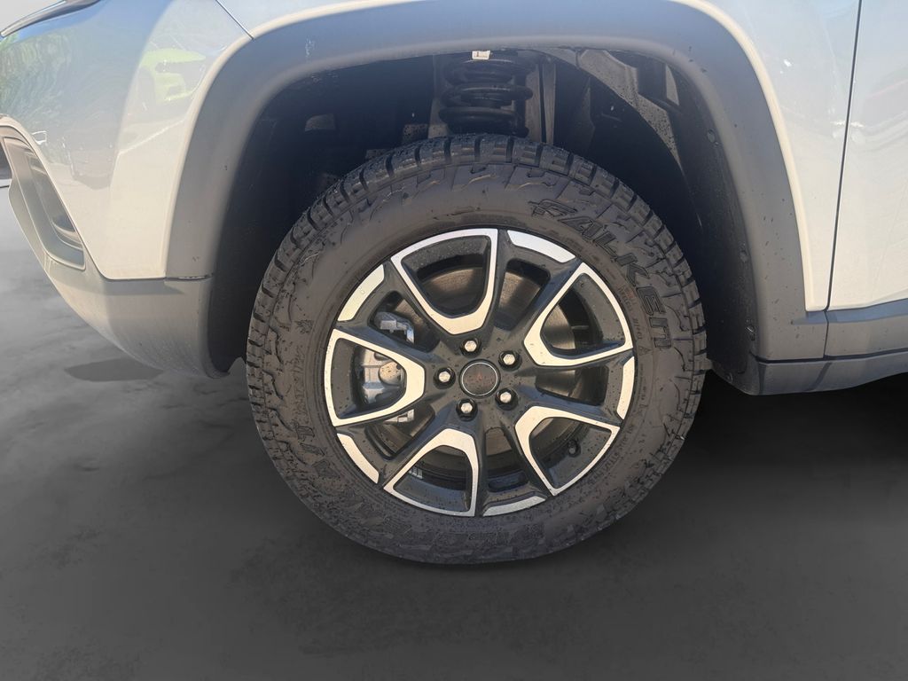 2026 Jeep Compass Trailhawk - Photo 9