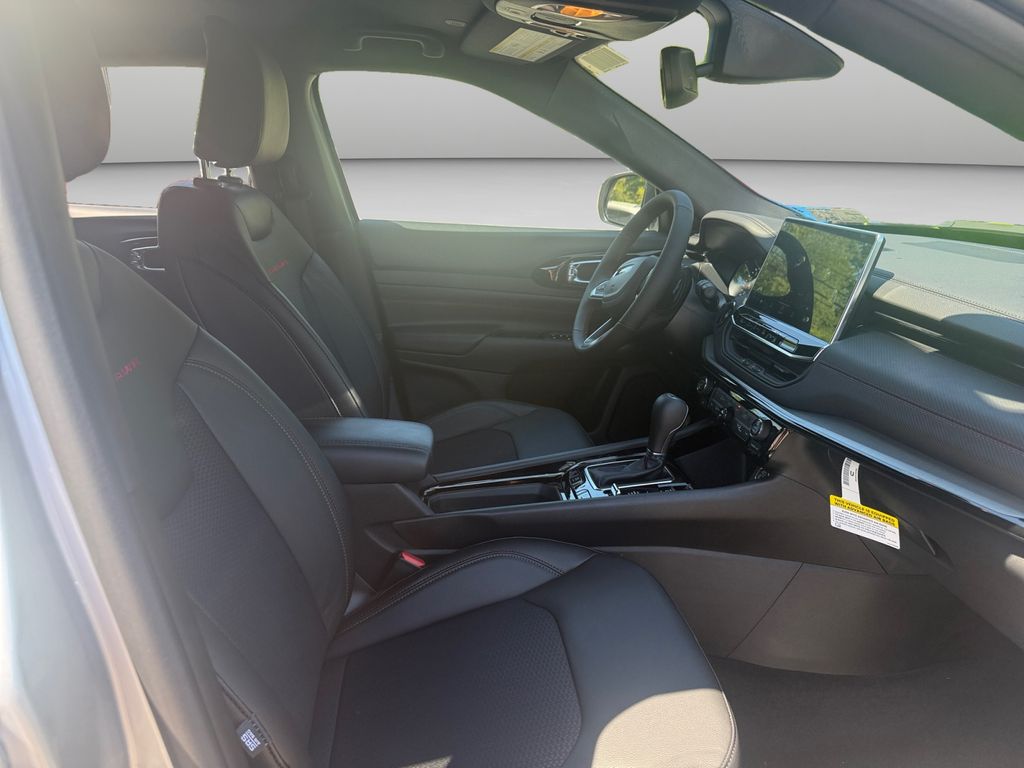 2026 Jeep Compass Trailhawk - Photo 15