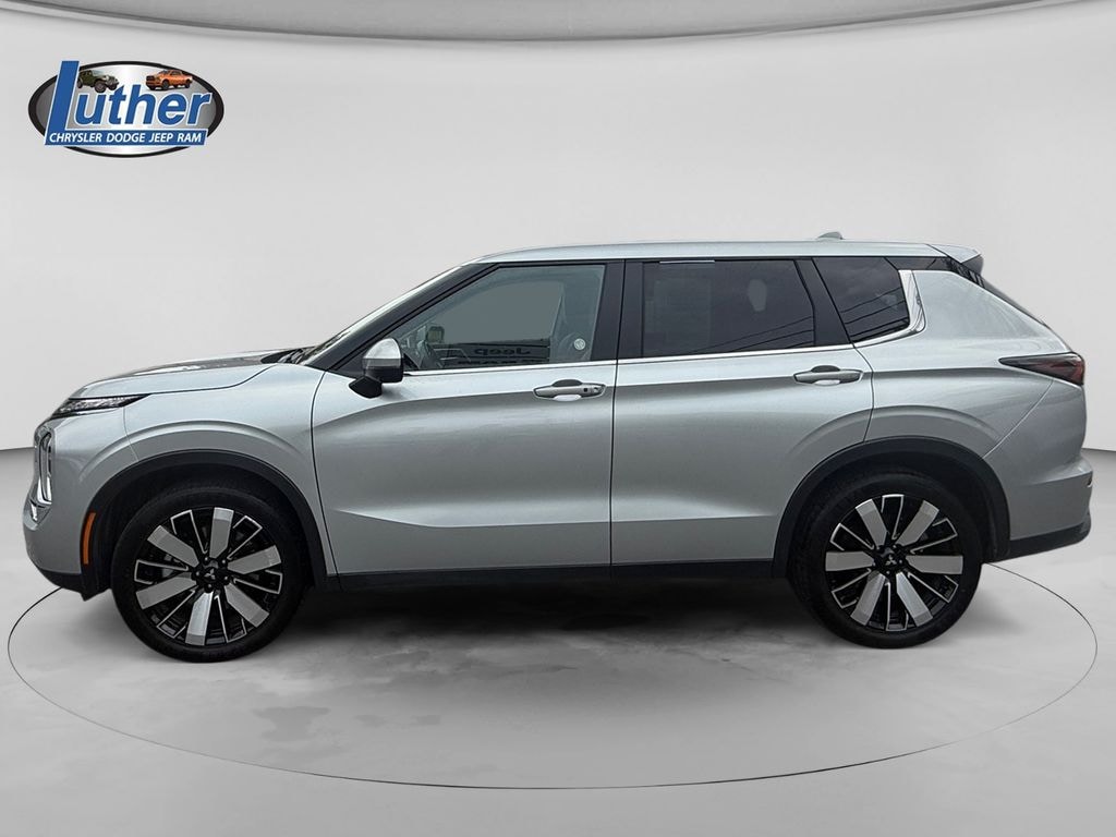 Used 2025 Mitsubishi Outlander