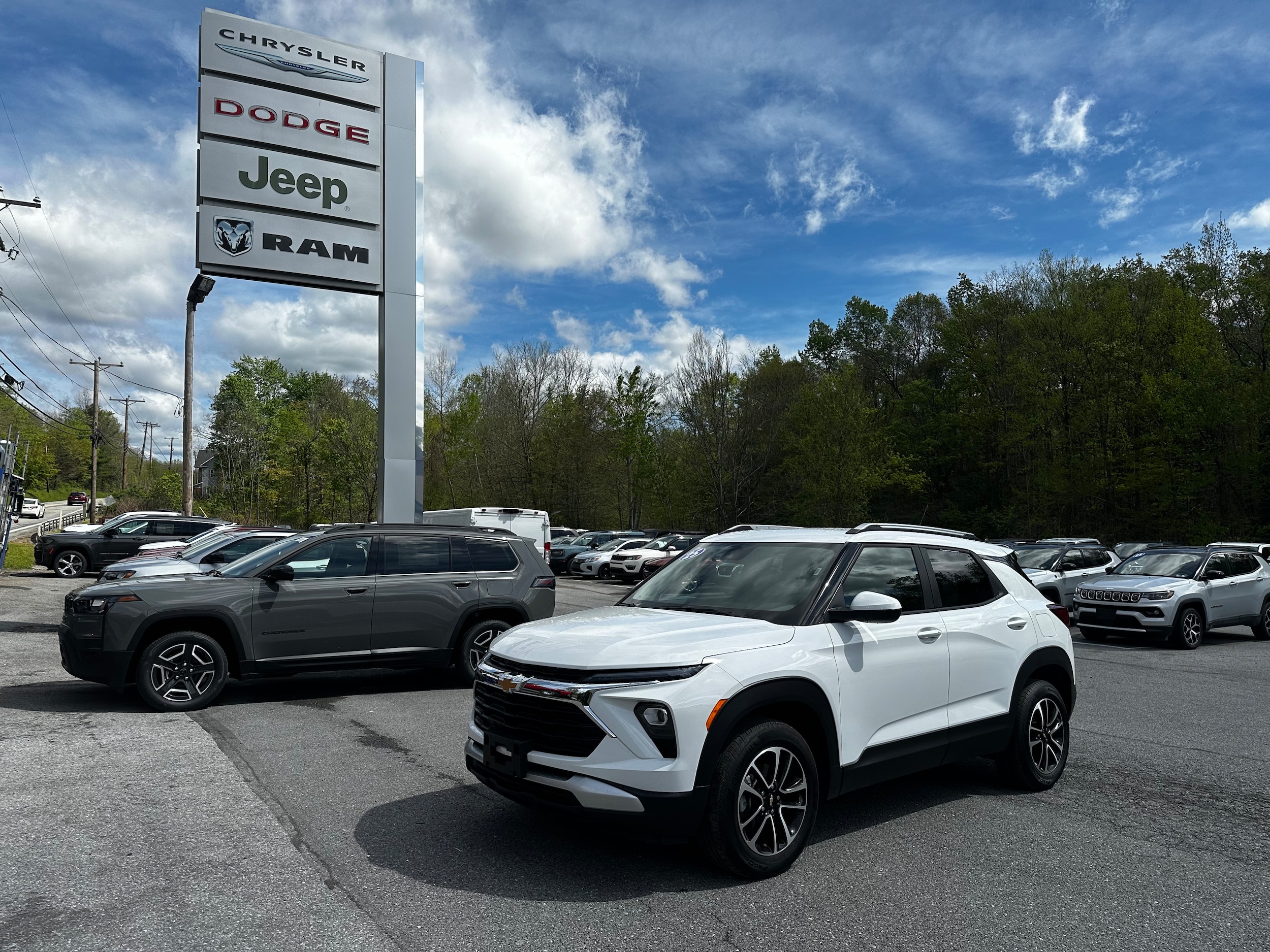 2025 Chevrolet Equinox LT 1.5T's photo