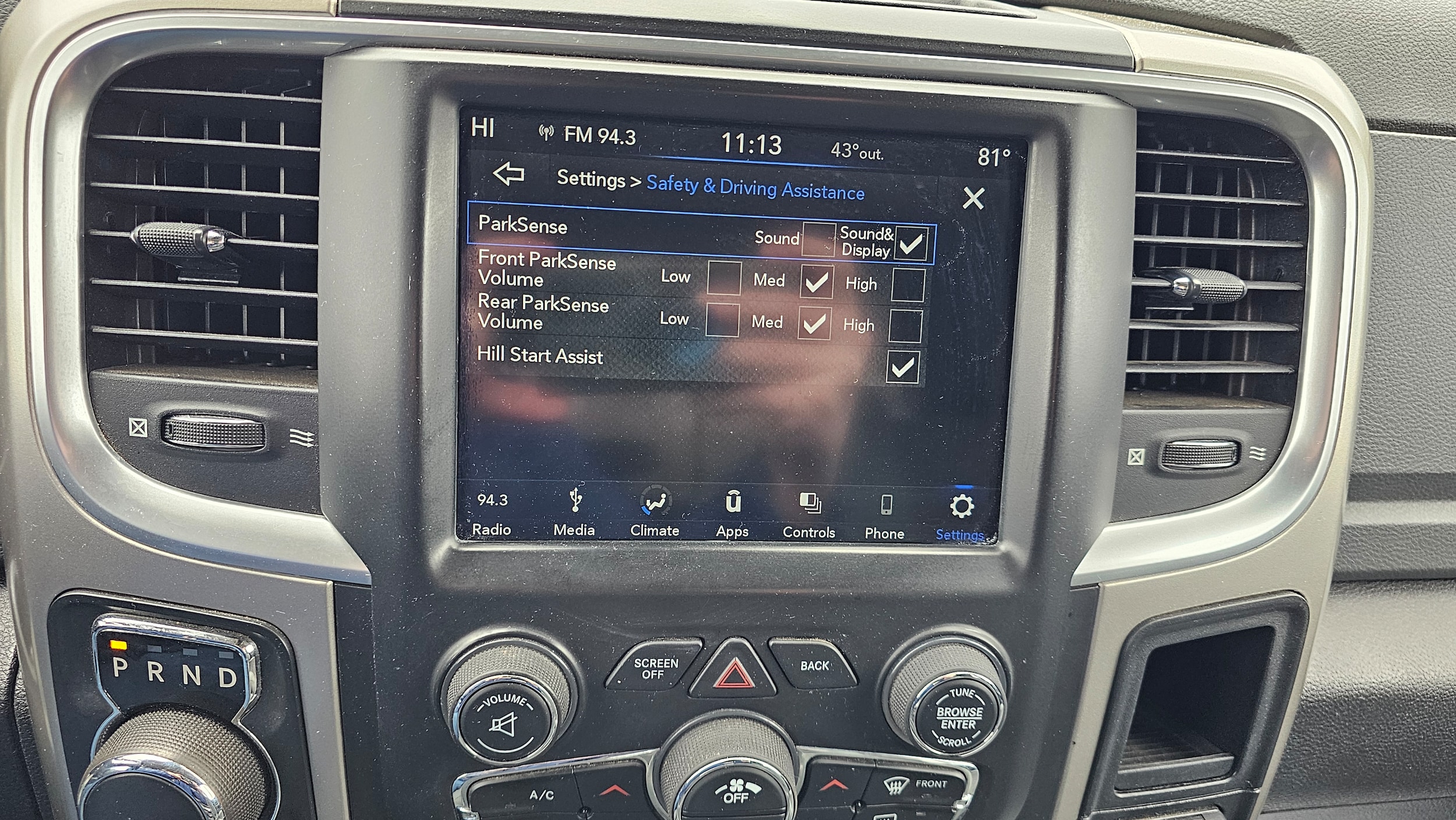 2020 Chevrolet Colorado Z71 - Photo 9