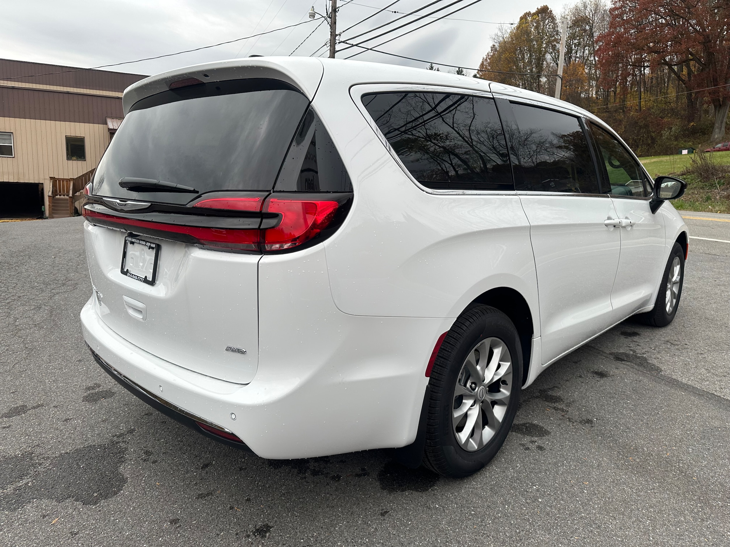 2026 Chrysler Pacifica Select - Photo 19