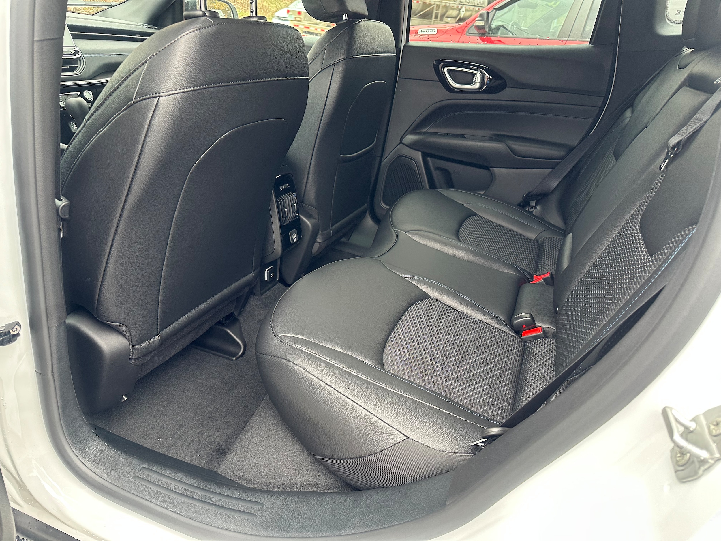 2026 Jeep Compass Altitude - Photo 20