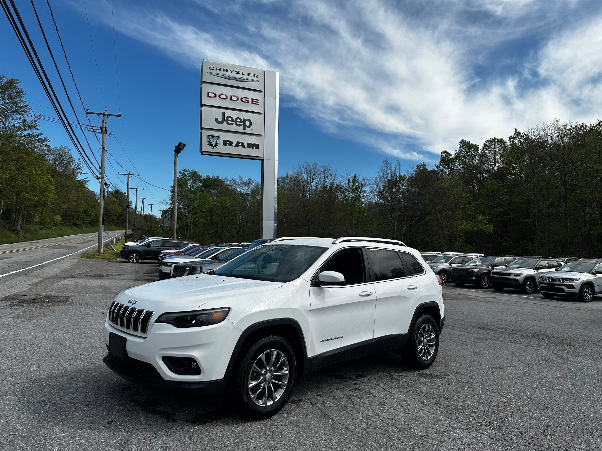 2019 Jeep Cherokee Latitude Plus 4X4's photo
