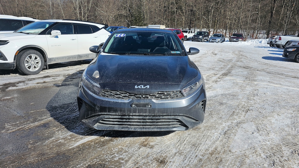 Used 2024 Kia Forte LXS Sedan