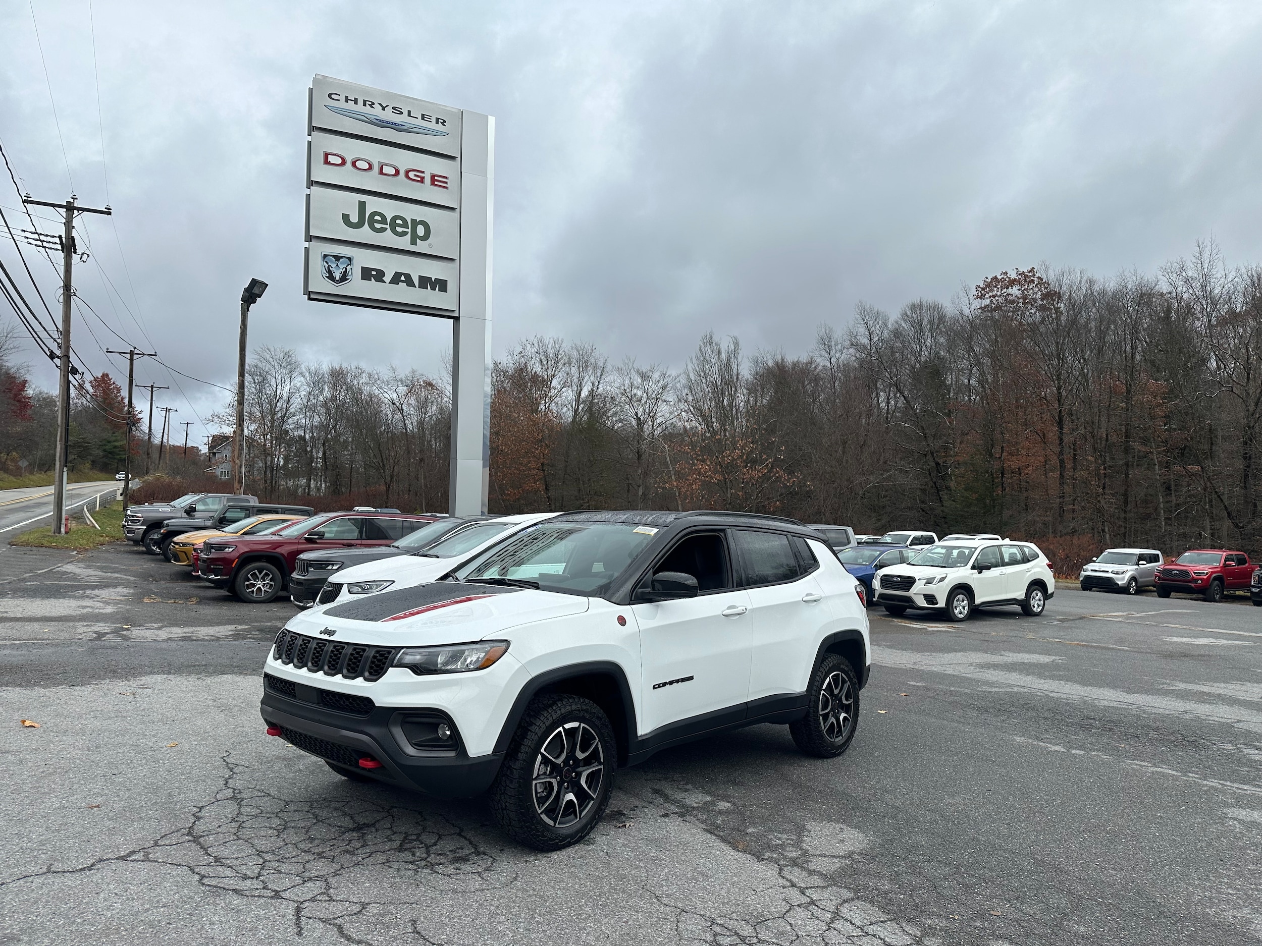 2026 Jeep Compass Trailhawk's photo