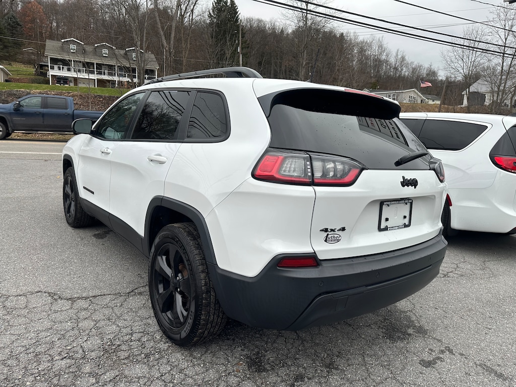 Used 2019 Jeep Cherokee Altitude SUV