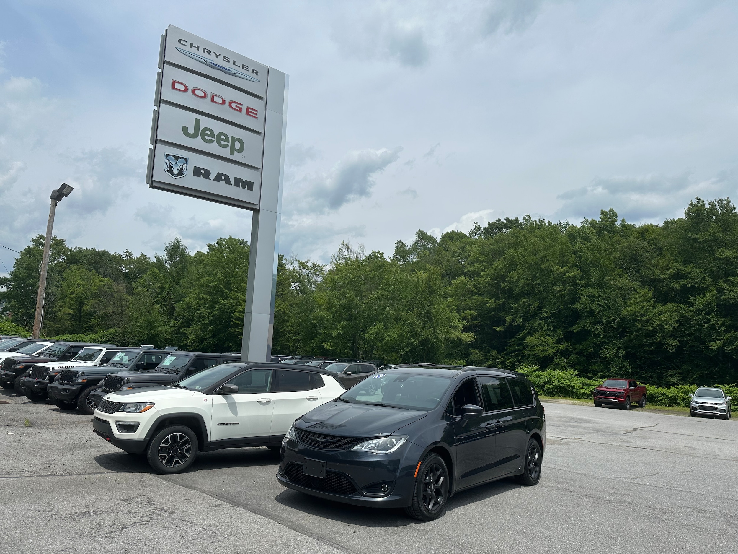 Used 2019 Chrysler Pacifica Touring L Plus with VIN 2C4RC1EG9KR589973 for sale in Northern Cambria, PA