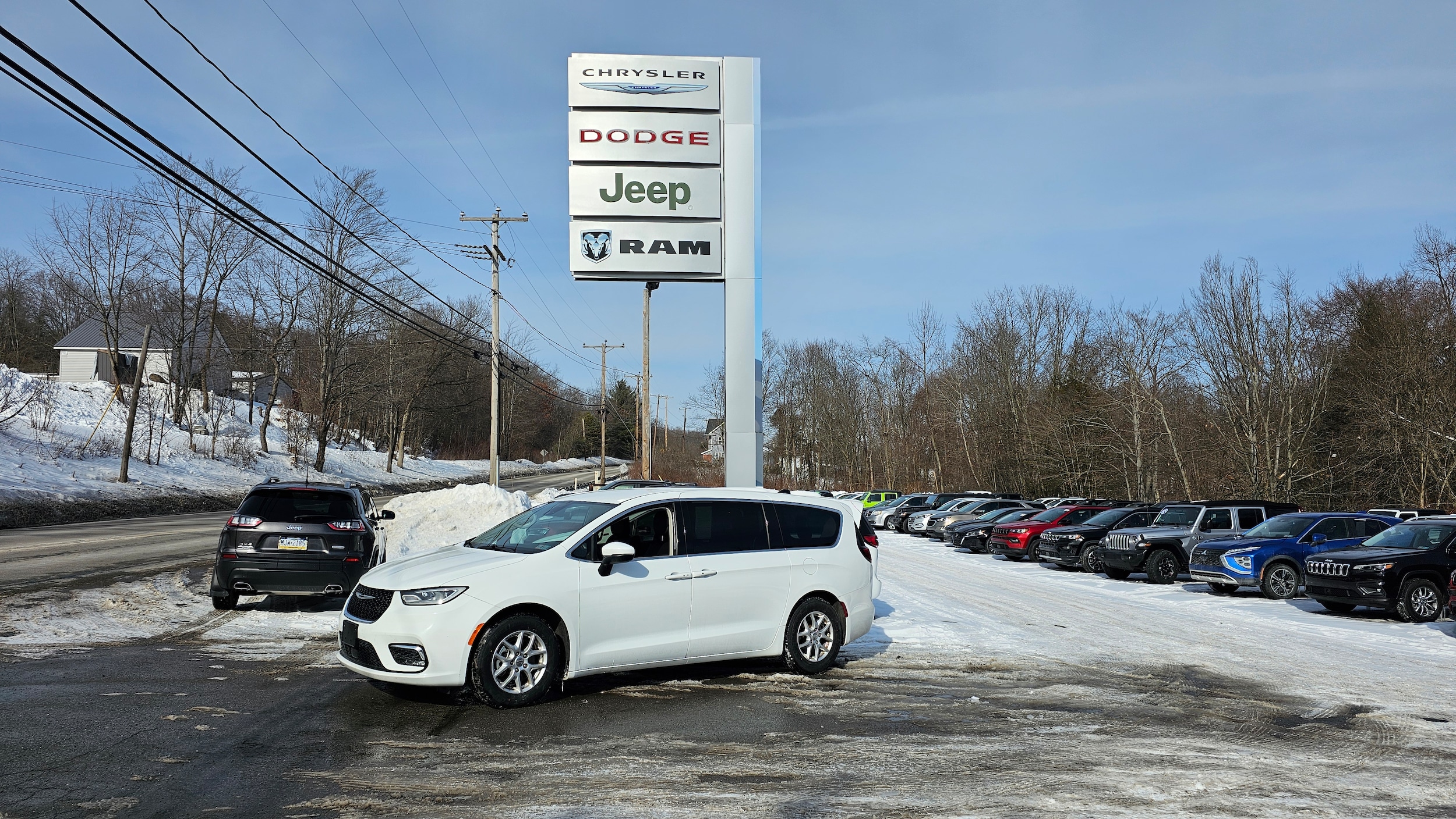 2023 Chrysler Pacifica Touring L