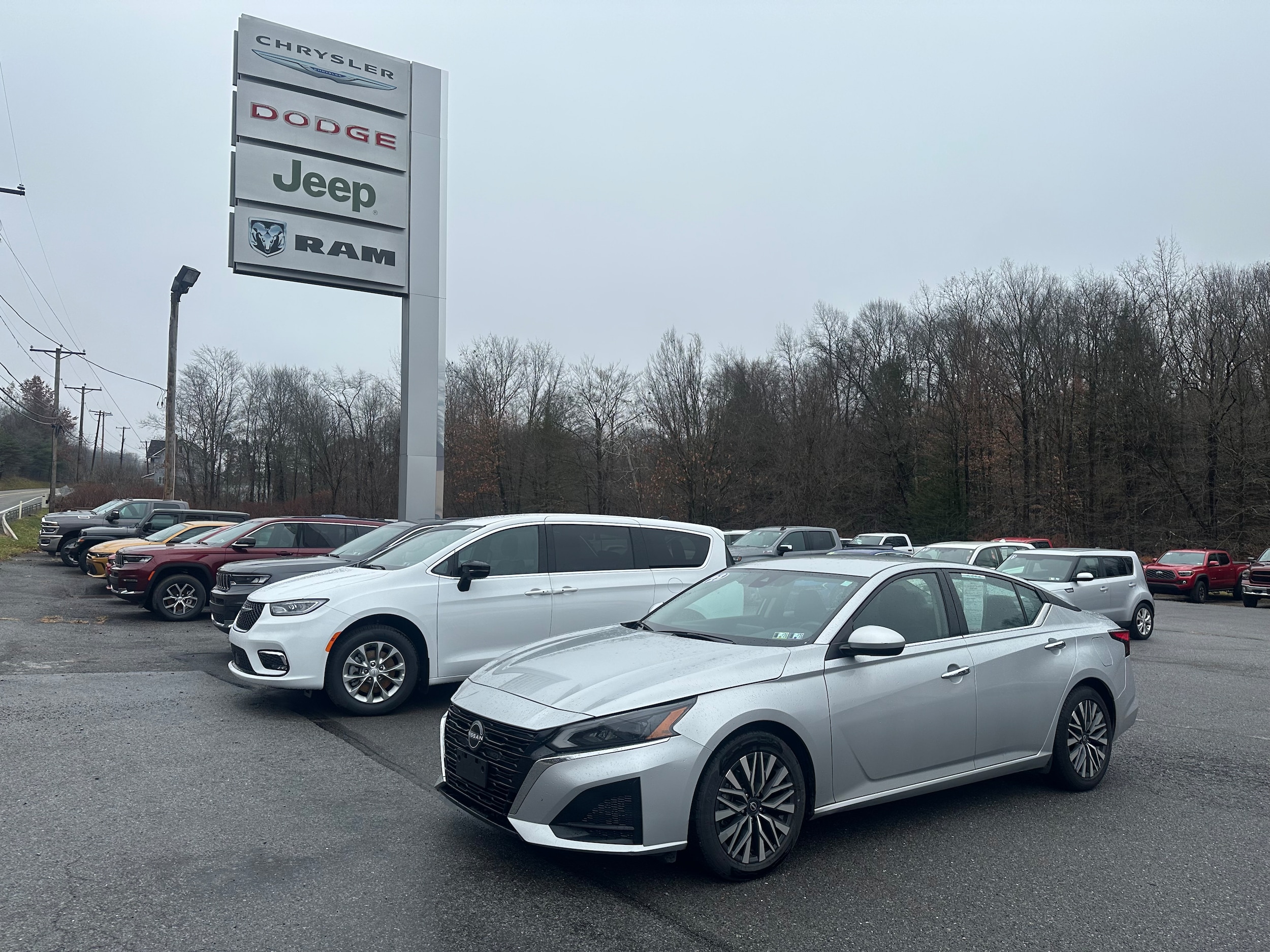 2023 Nissan Altima SV