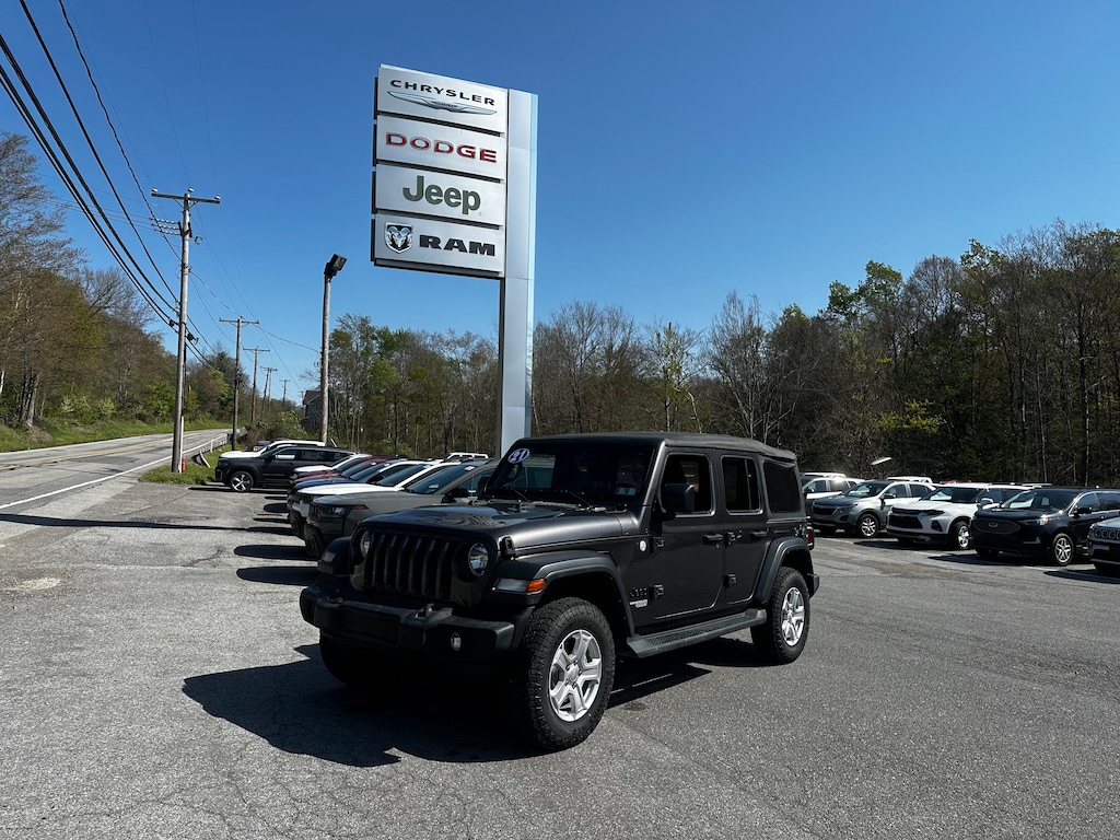Used 2021 Jeep Wrangler