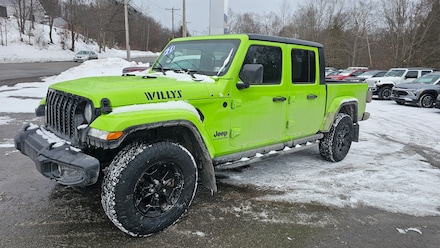 2021 Jeep Gladiator Willys Truck