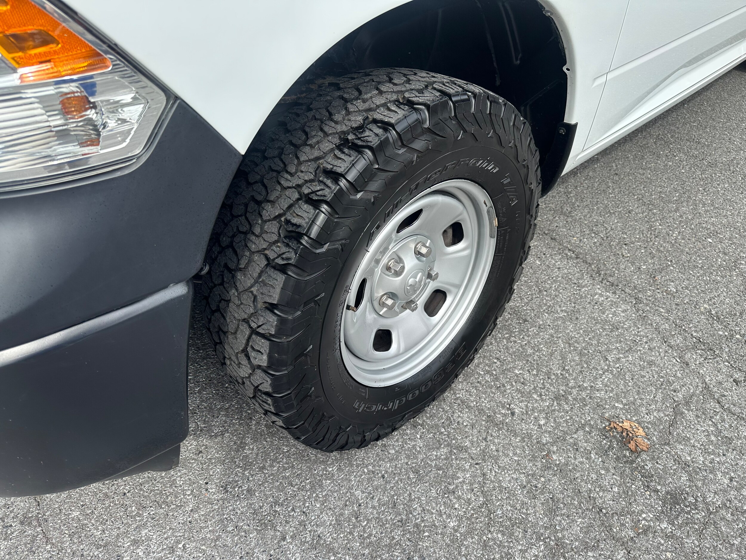 2022 Ram 1500 Classic Tradesman photo 3