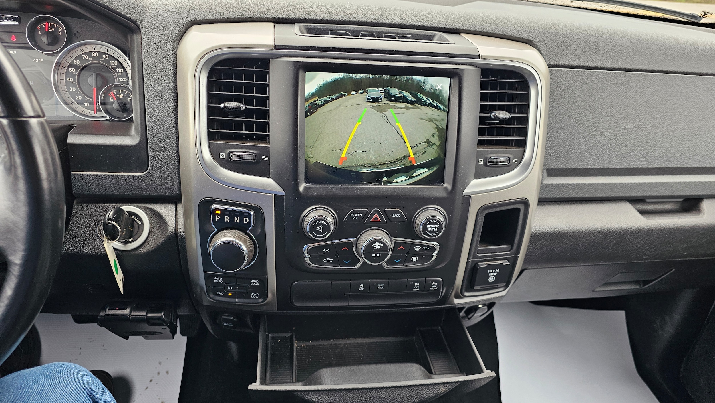 2020 Chevrolet Colorado Z71 - Photo 11