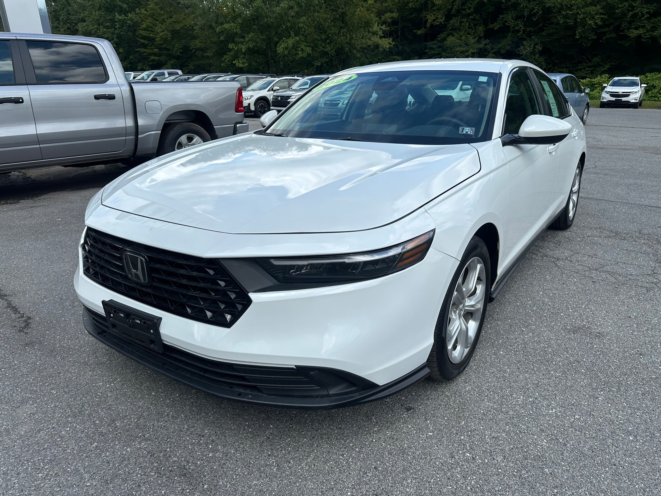 2024 Honda Accord LX photo 3