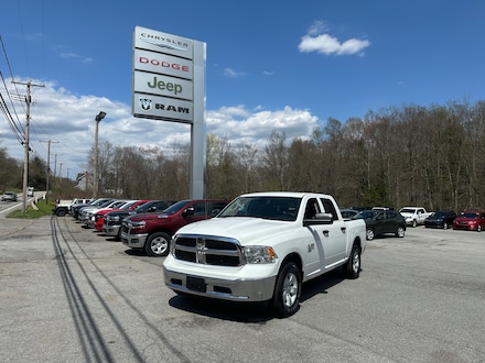 2023 Ram 1500 Classic SLT Truck