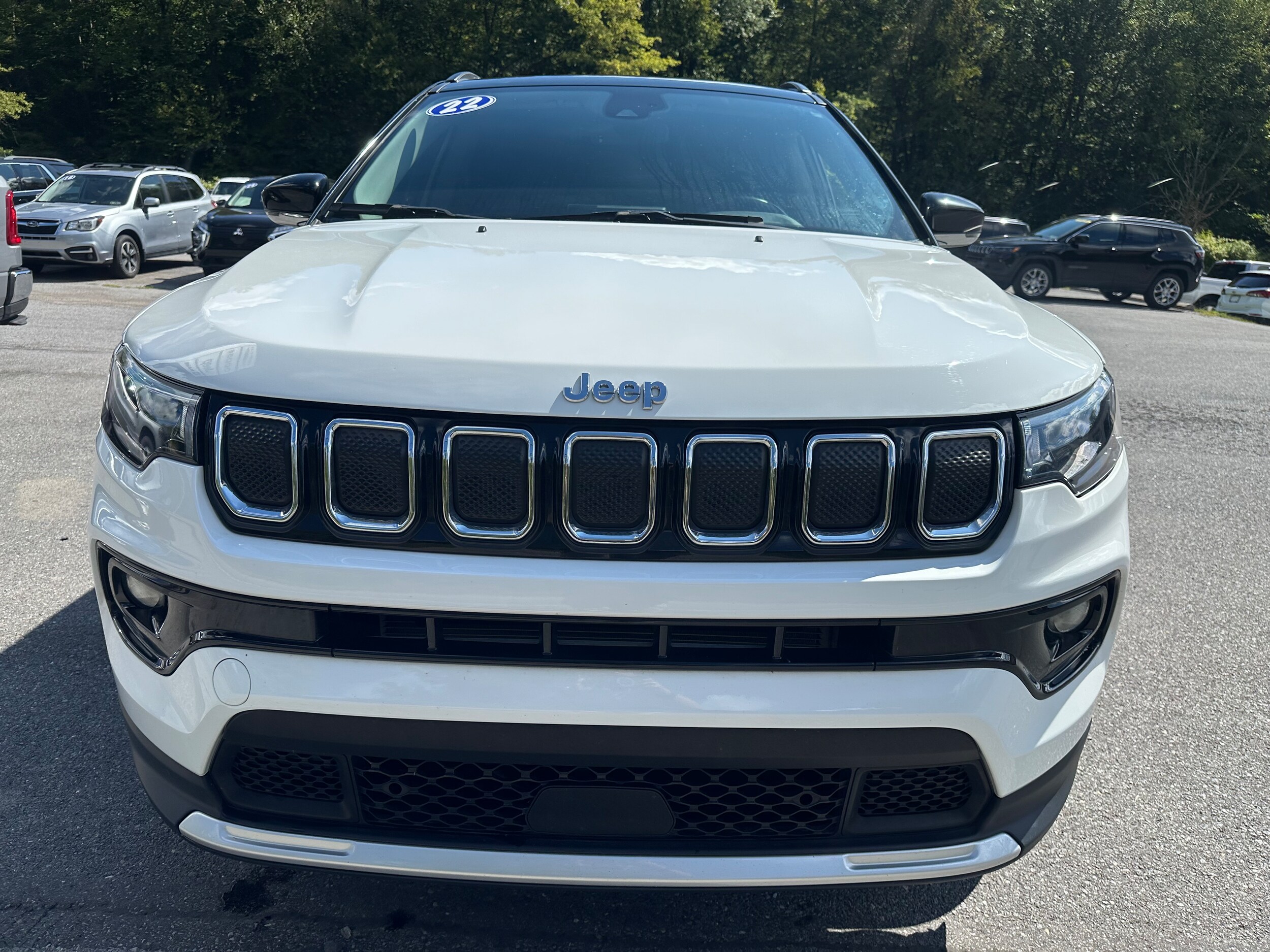2022 Jeep Compass Limited photo 3
