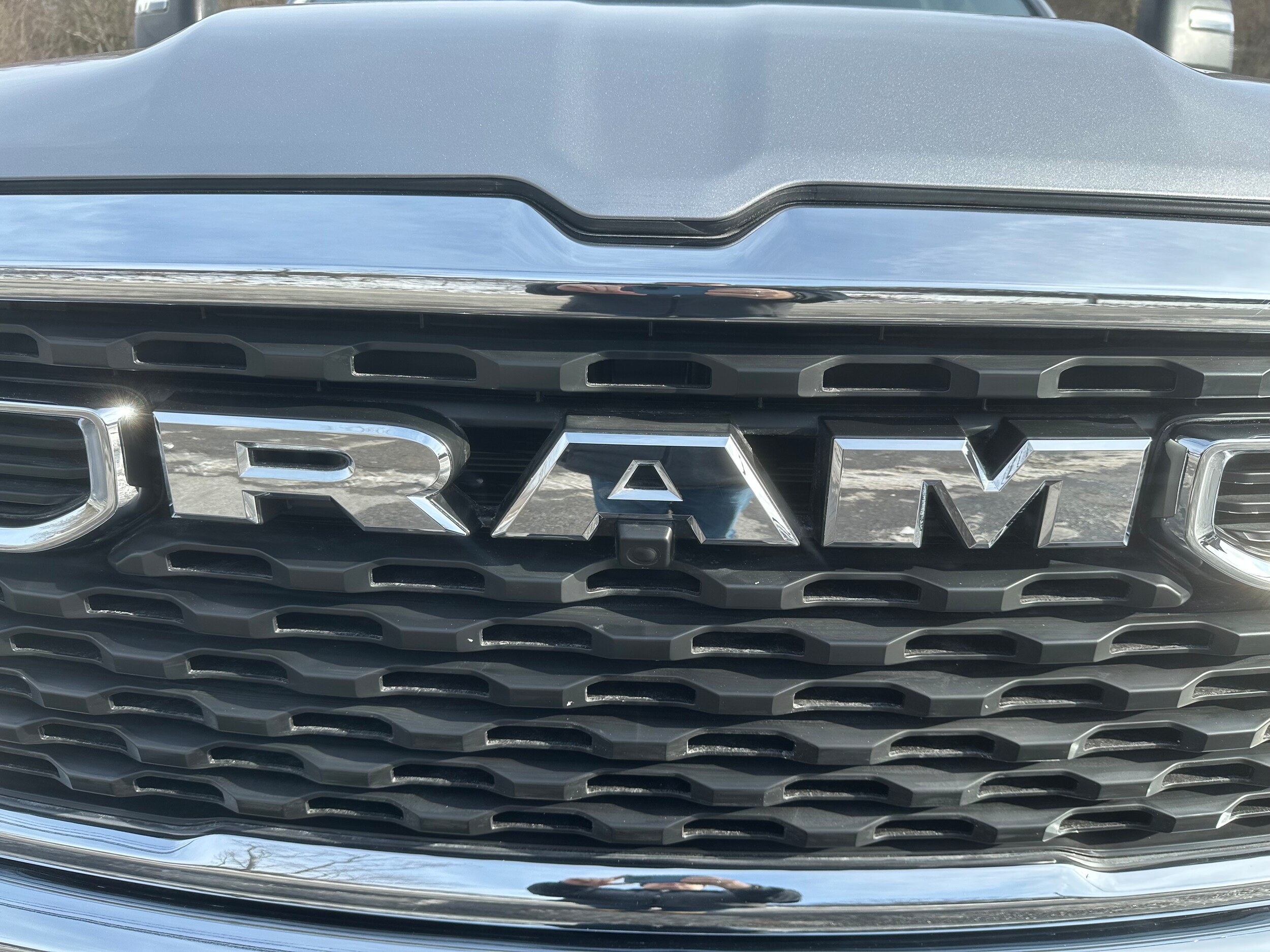 2025 Ram 1500 Tradesman photo 3