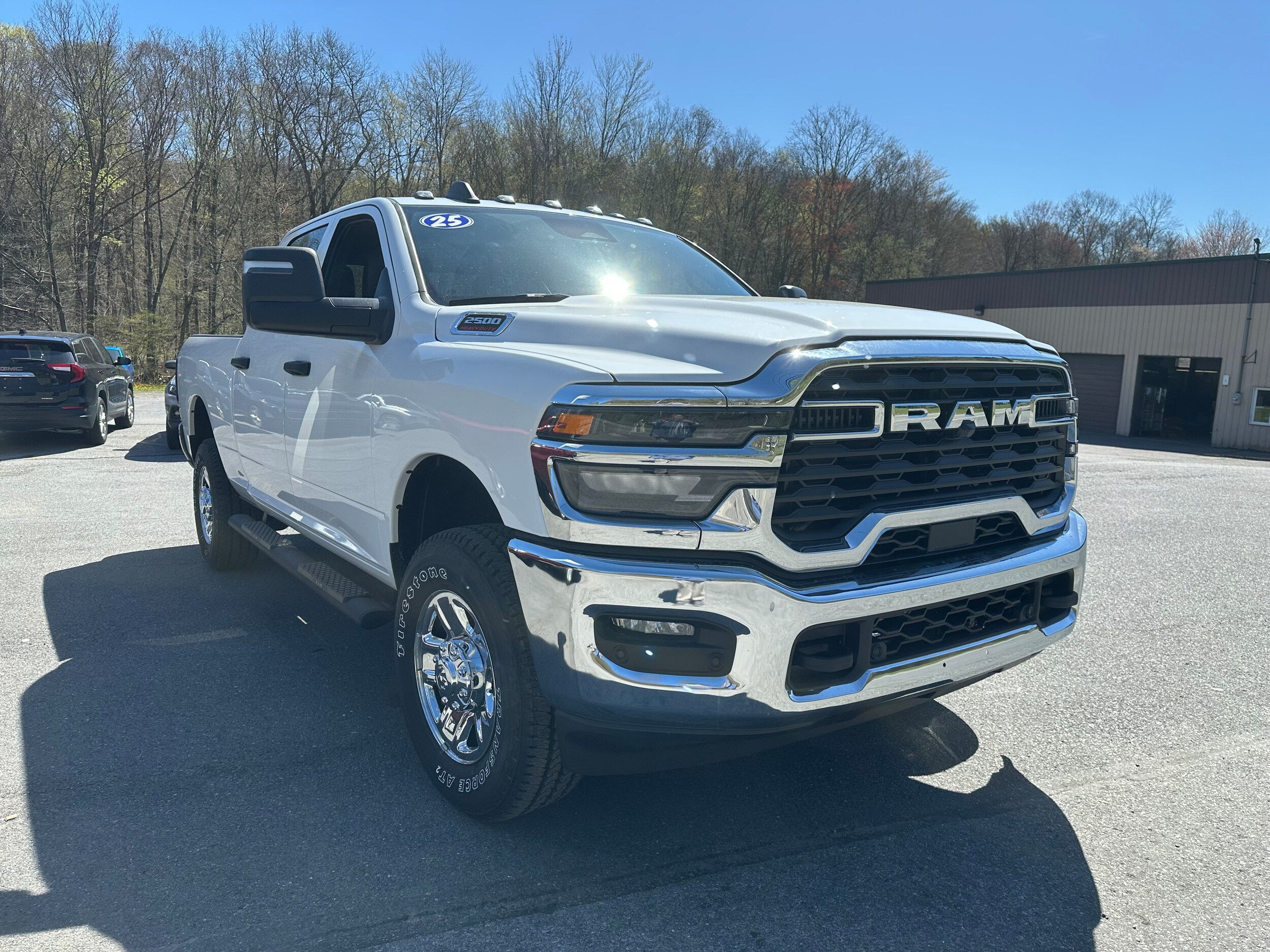 2025 Ram 2500 Tradesman photo 4