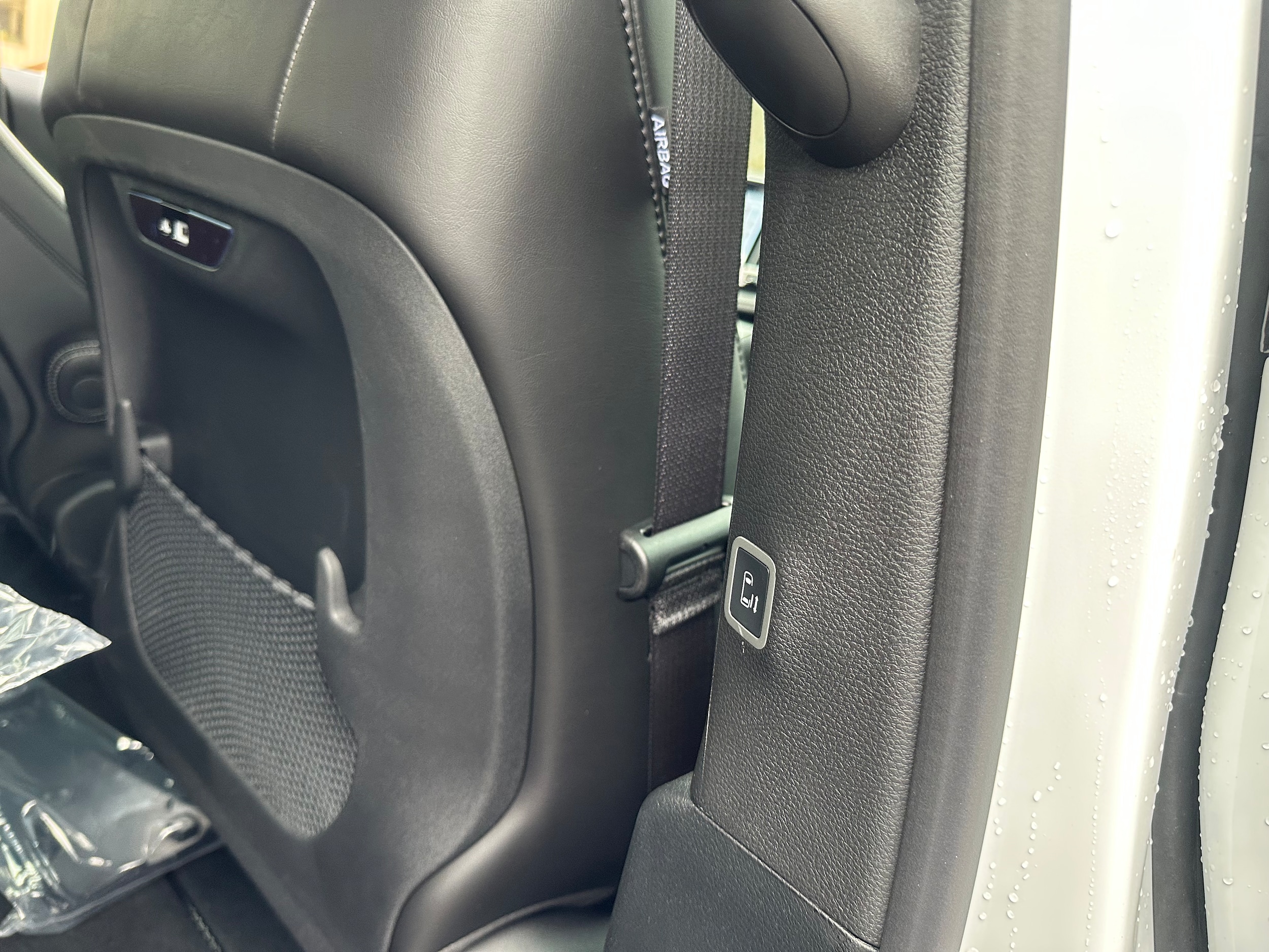 2026 Chrysler Pacifica Select - Photo 14