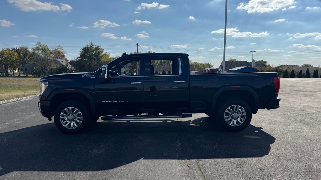 Used 2022 GMC Sierra 2500 HD Denali Truck Crew Cab