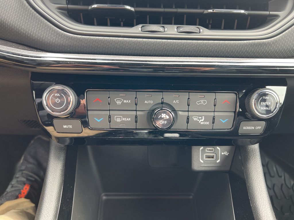 2026 Jeep Compass Limited Altitude - Photo 16