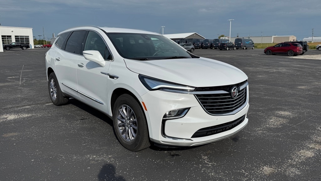 Used 2024 Buick Enclave Essence SUV