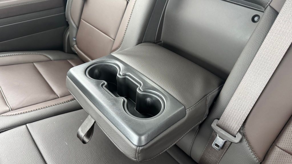 2024 GMC Sierra 2500HD Denali - Photo 36