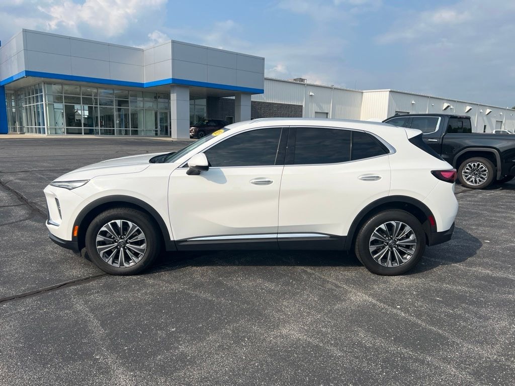 Used 2025 Buick Envision Preferred SUV