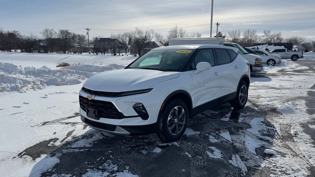 Used 2025 Chevrolet Blazer LT w/2LT SUV