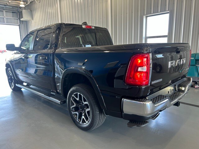 2025 Ram 1500 Laramie photo 4