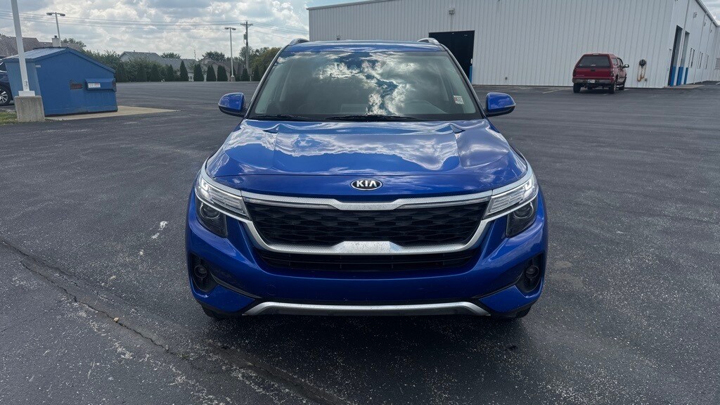 2021 Kia Seltos S photo 2