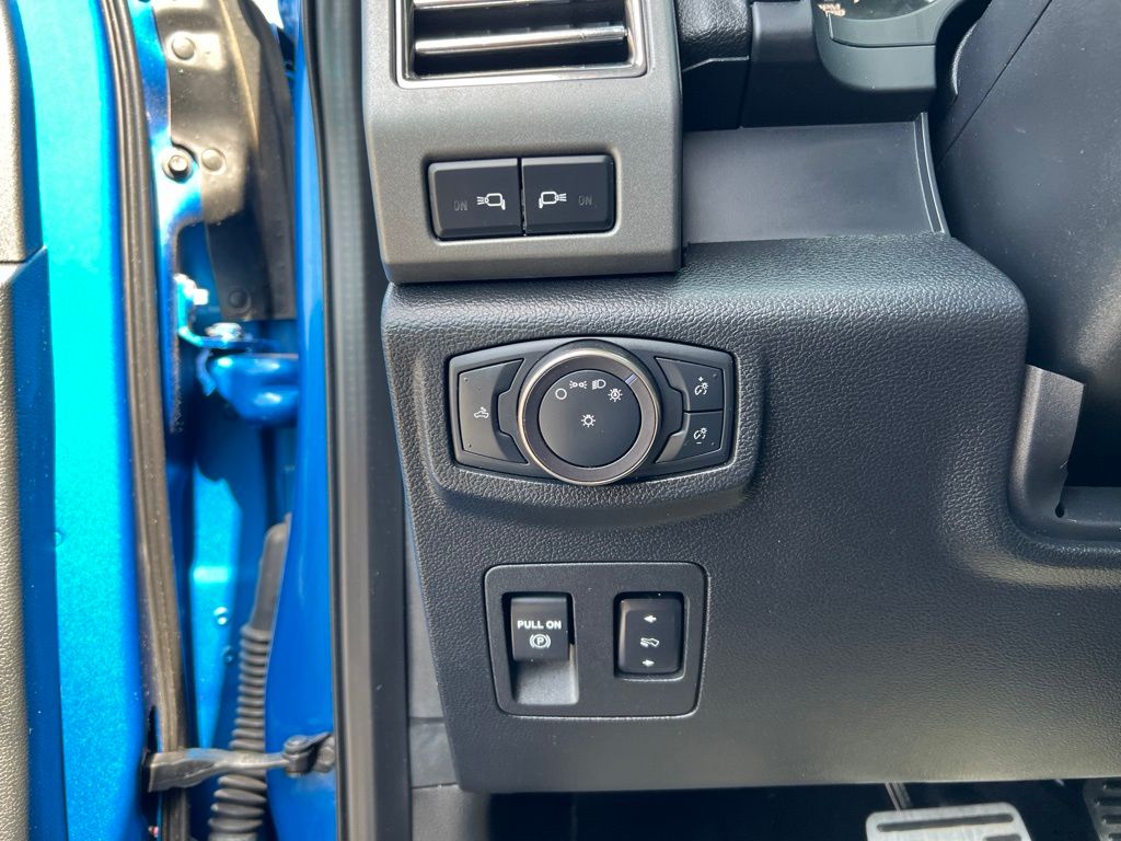 2019 Ford F-150 Raptor - Photo 9