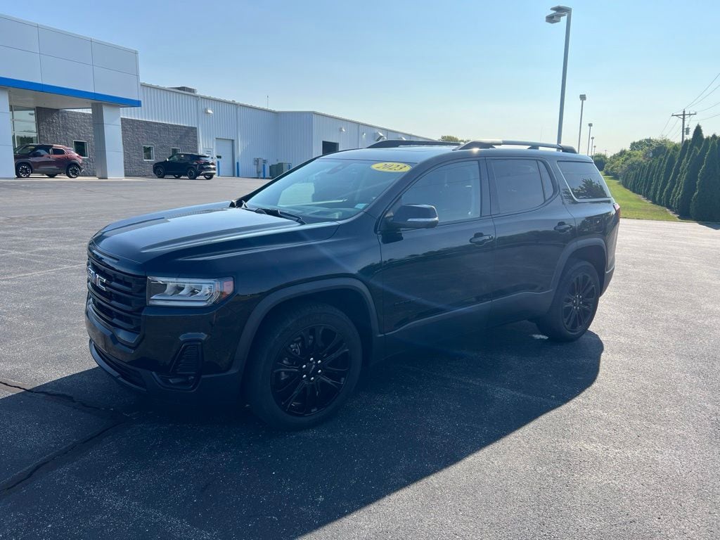 Used 2023 GMC Acadia SLT SUV