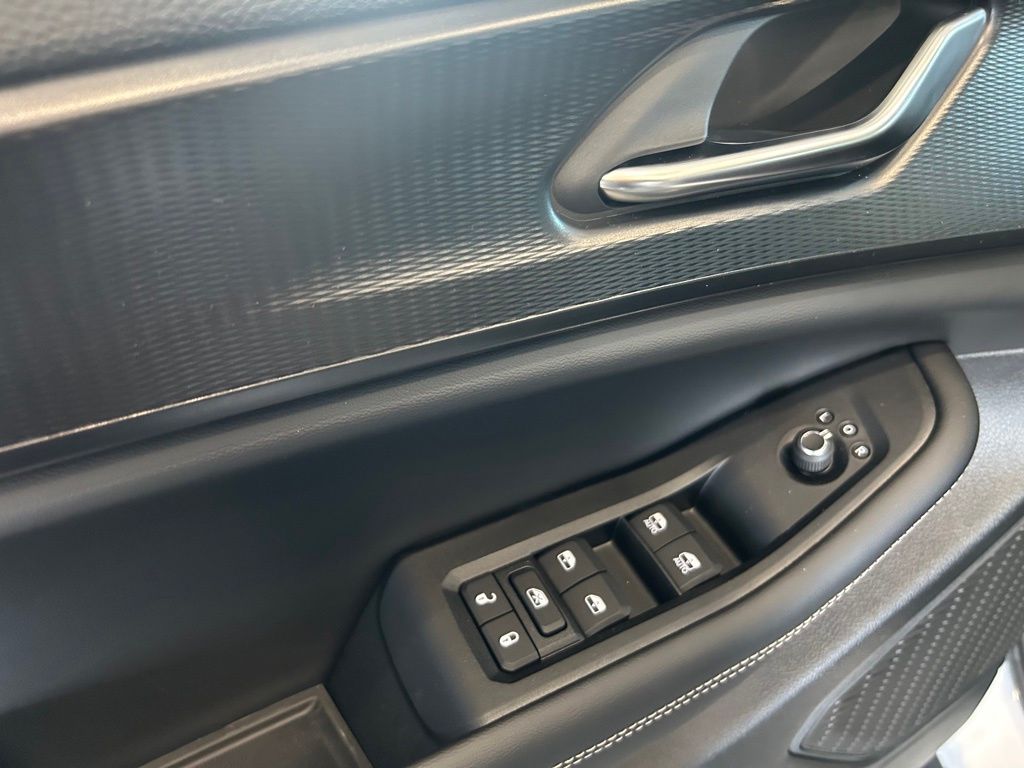 2025 Jeep Grand Cherokee Altitude - Photo 18