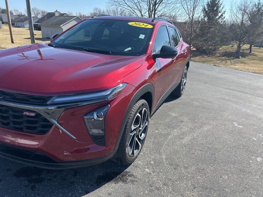 Used 2024 Chevrolet Trax 2RS SUV