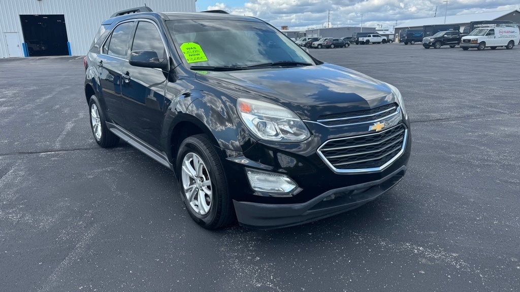Used 2017 Chevrolet Equinox LT with VIN 2GNALCEK4H1595823 for sale in Bluffton, IN