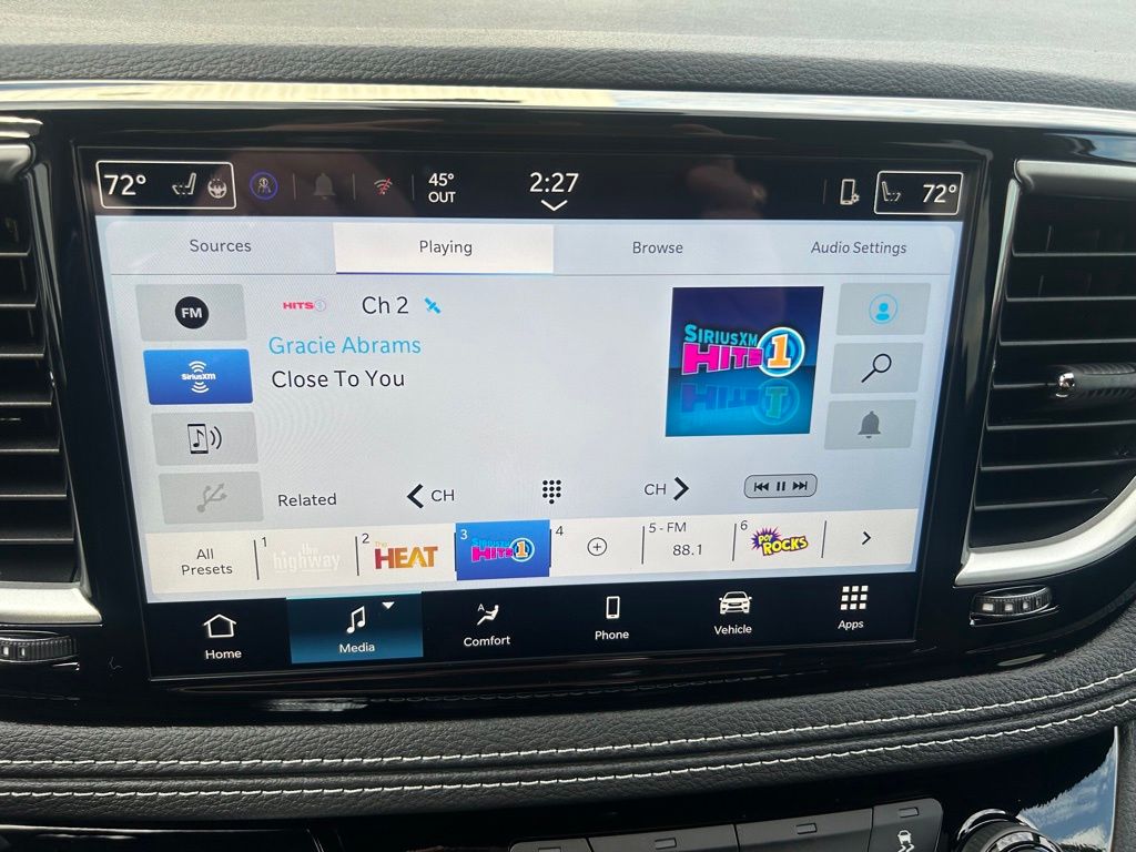 2026 Chrysler Pacifica Select - Photo 24