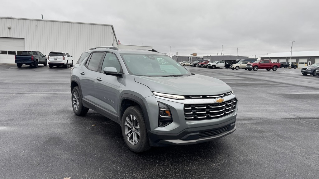 2025 Chevrolet Equinox LT's photo