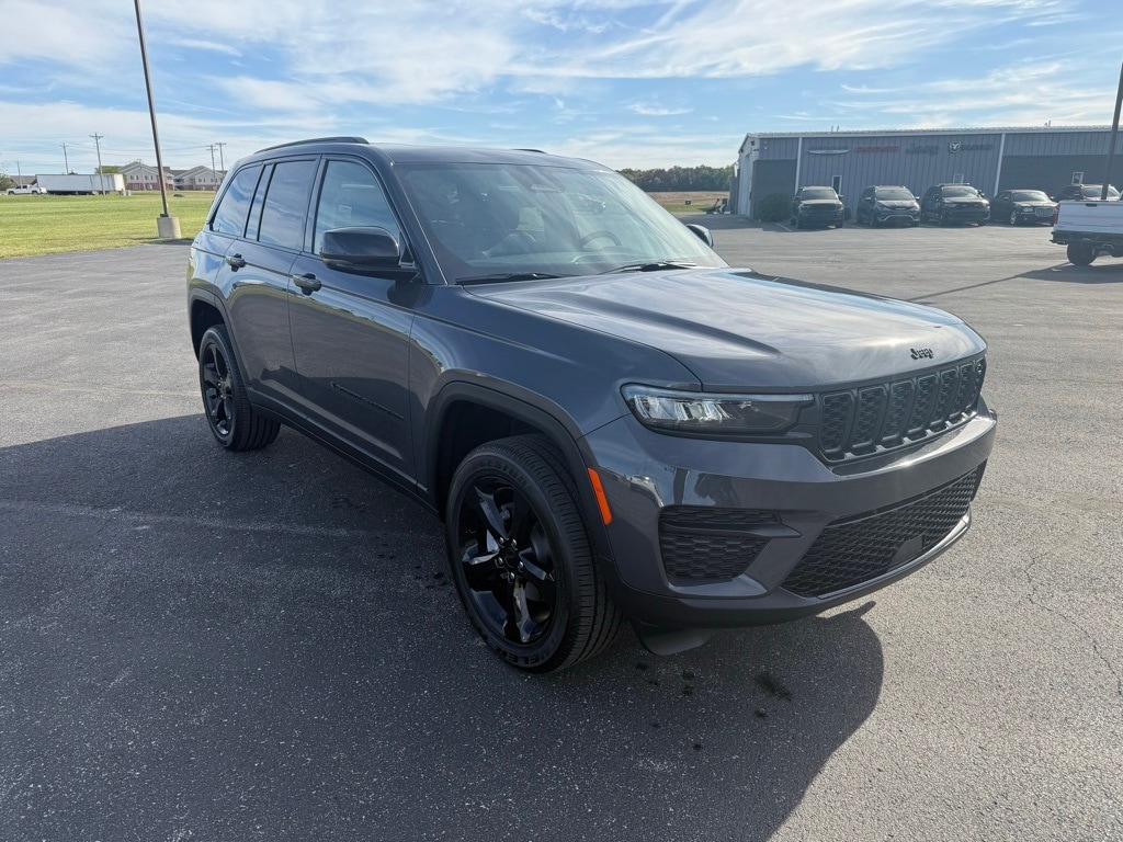 New 2025 Jeep Grand Cherokee ALTITUDE X 4X4 Sport Utility