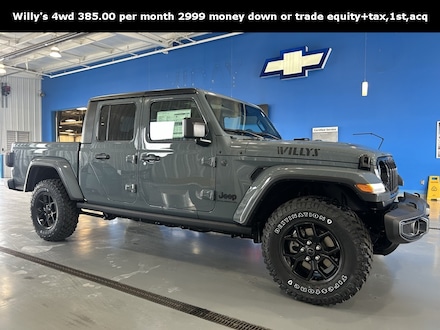 Featured New 2025 Jeep Gladiator WILLYS 4X4 Pickup for sale in Bluffton, IN