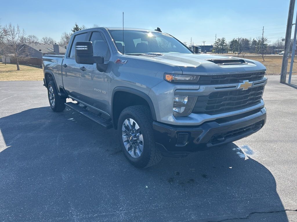 Used 2024 Chevrolet Silverado 2500 HD Custom Truck Crew Cab