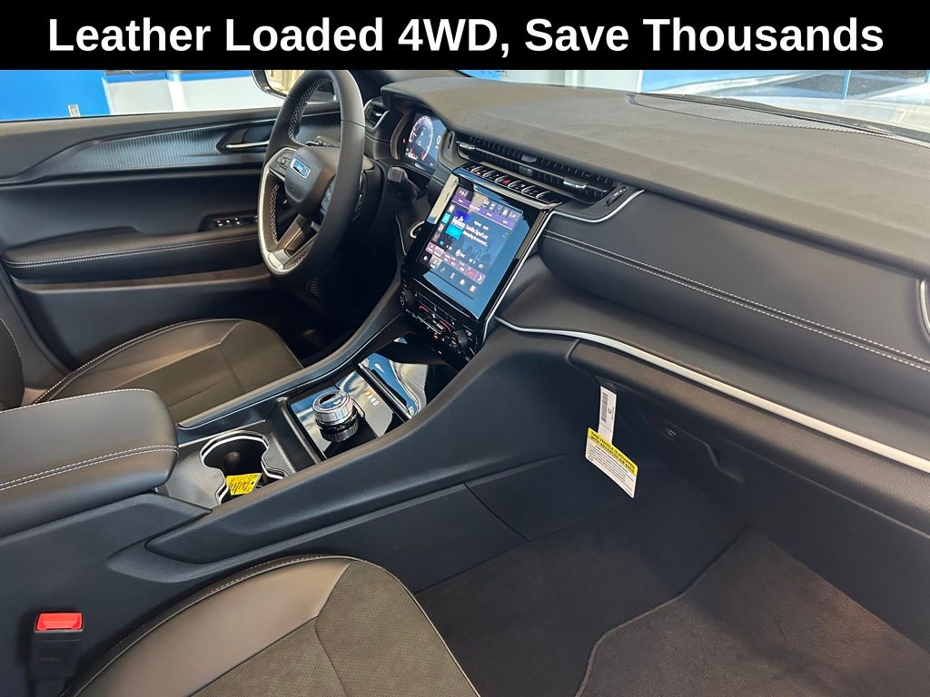 2025 Jeep Grand Cherokee Altitude - Photo 17